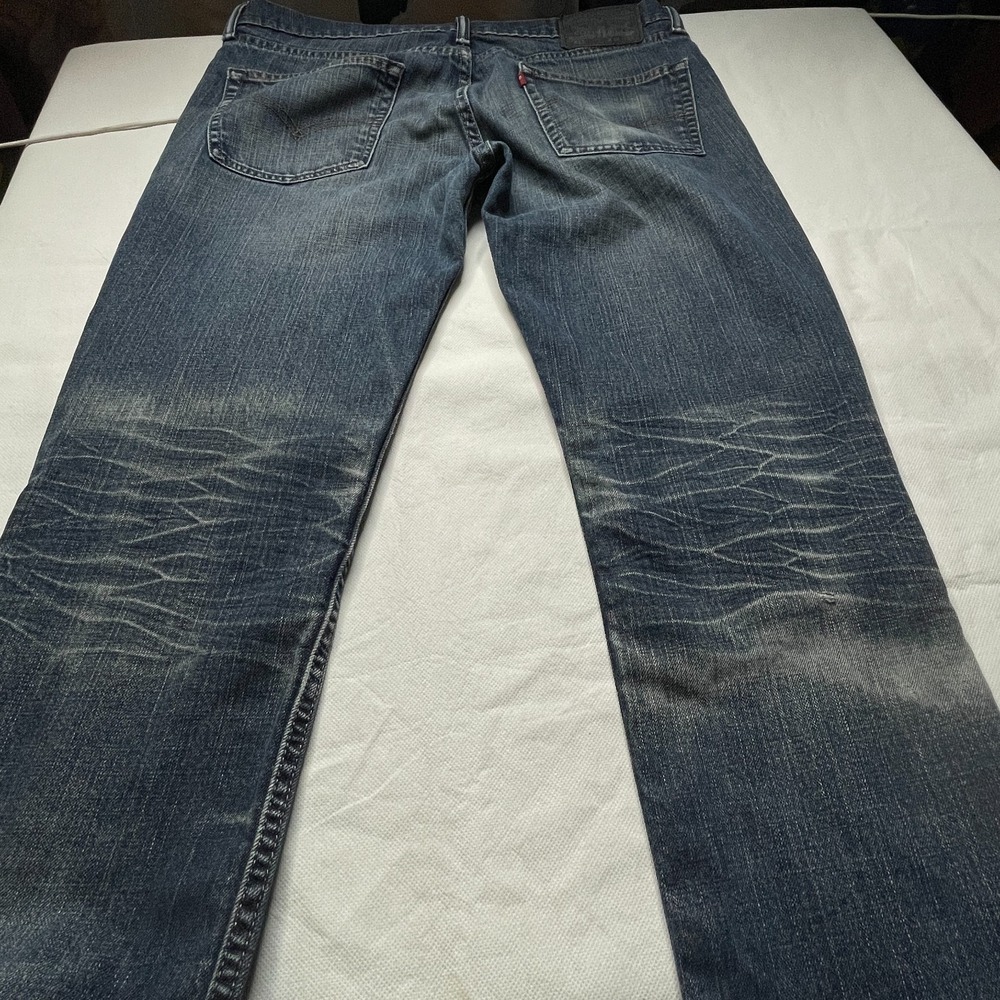 Levis 511 Jeans Mens 34x32 Slim Fit Distressed Blue Denim Button Fly - Picture 11 of 16